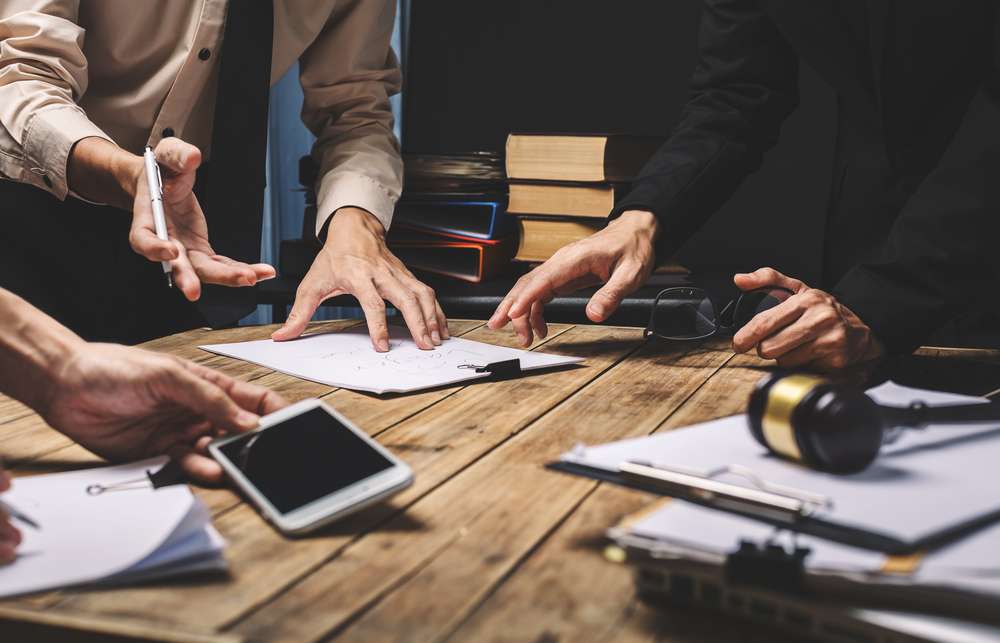How to Pick the Perfect External Legal Team